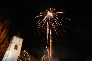 Novoroční ohňostroj v Kasejovicích 2007