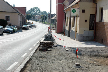 Rekonstrukce chodníků v Kasejovicích 