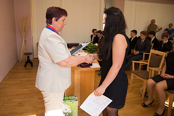 Slavnostní předání vysvědčení absolventům Základní školy Kasejovice 27.6.2014