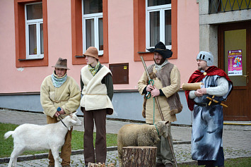 Živý betlém na kasejovickém náměstí 2014