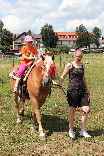 Příměstský tábor 2015 "Zlatá řemesla - nesla či nenesla?"