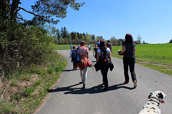 Velikonoční výšlap ke studánce sv. Vojtěcha v Berandubu