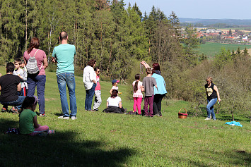 Velikonoční výšlap ke studánce sv. Vojtěcha v Berandubu