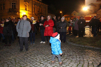 Zpívání koled s Českým rozhlasem Plzeň